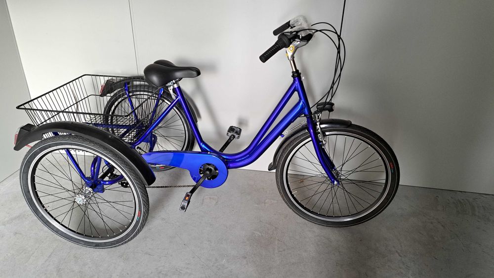 Bicicleta três rodas