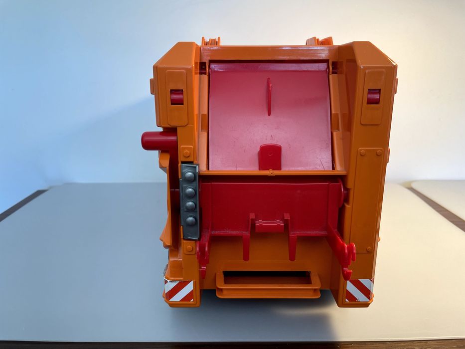 Mega Camião Multifunções