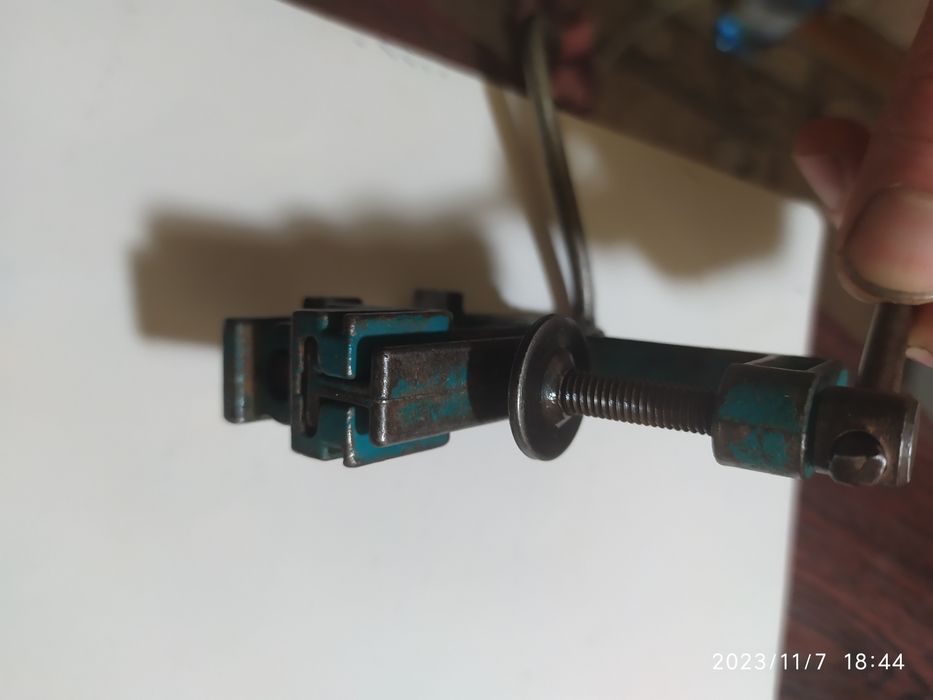 Маленькие тиски ювелира ссср