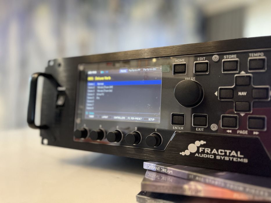 Fractal Audio AXE-FX Ⅲ GLAY HISASHI Fractal Audio Axe-Fx III review | Guitar World