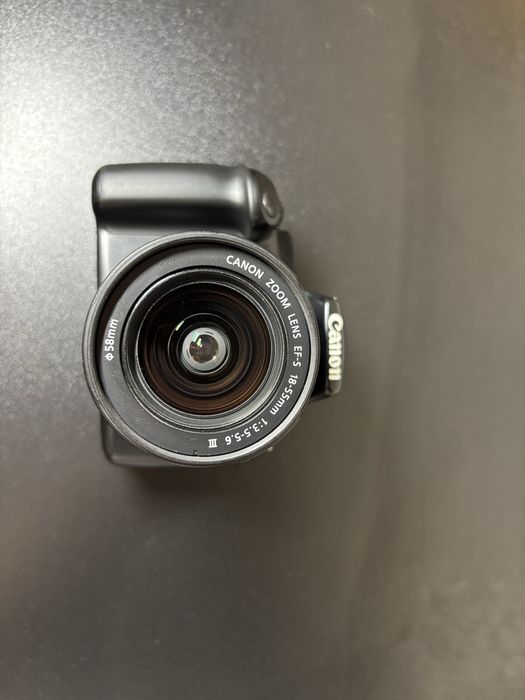 Canon EOS 1100D + об’єктив, дзеркальний фотоапарат