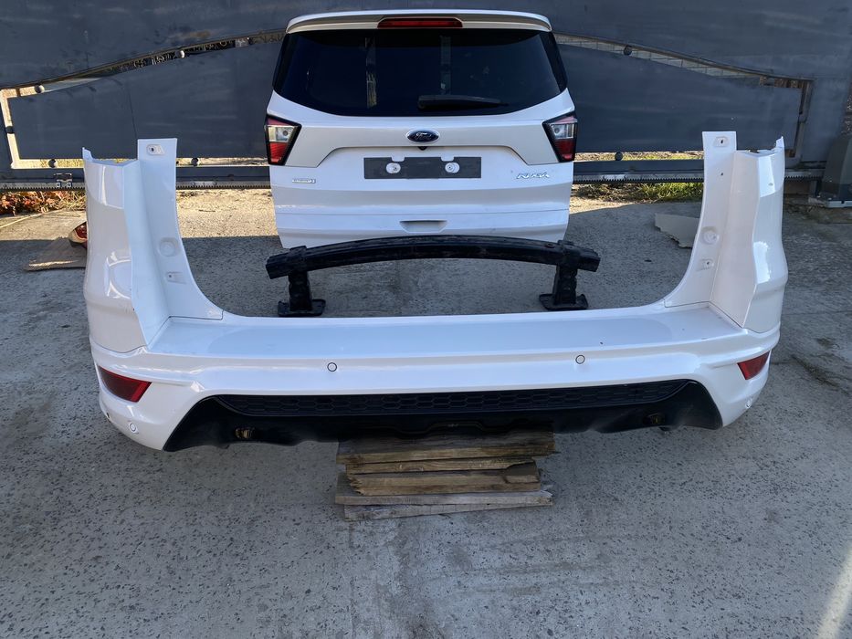 Ford Escape, Kuga mk2 кришка багажника, бампер, фанарі, підсилювач