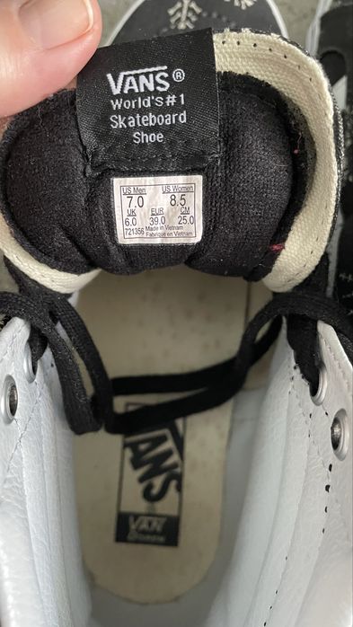 VANS продам молодежные хайтопы кожа ткань
