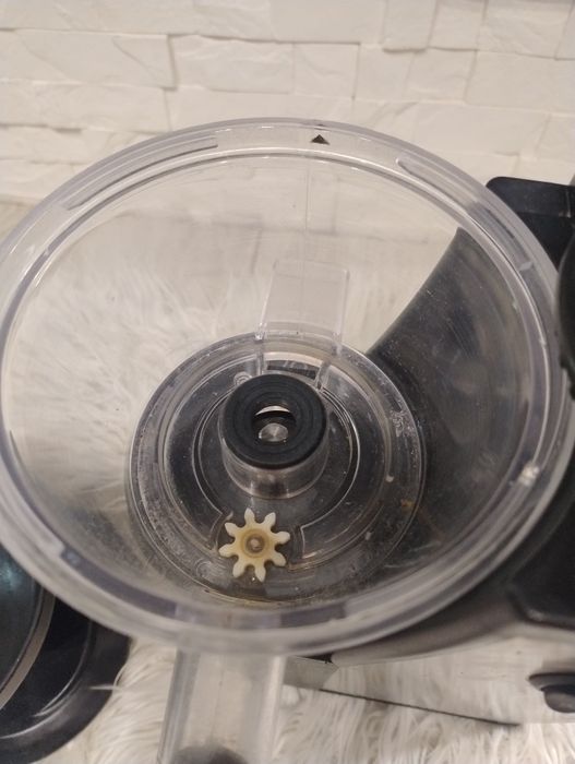 Wyciskarka wolnoobrotowa Eldom Perfect juicer