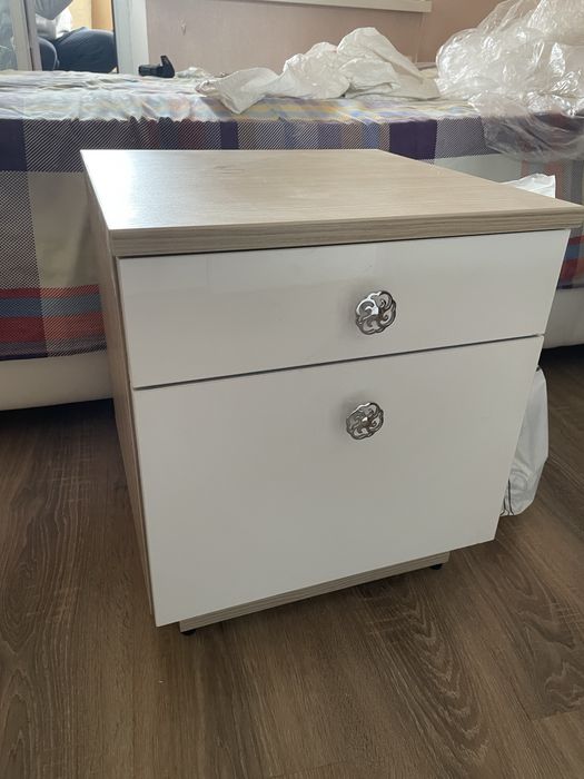 Тумба прикроватна, 2 шт