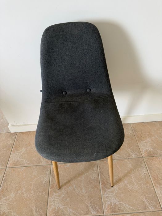 4 Cadeiras mesa cinza estofadas