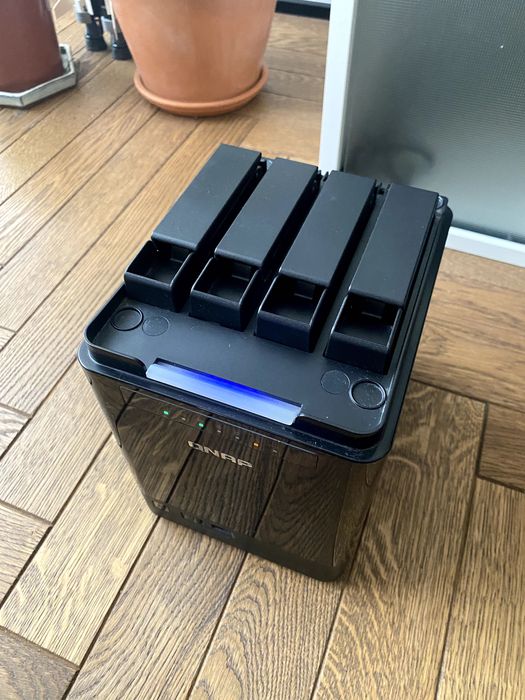 Serwer NAS QNAP TS-453 B mini