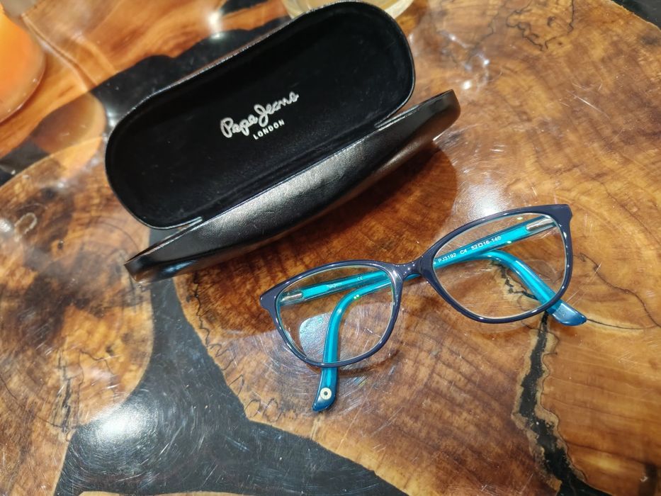 Okulary z futrem PEPE Jeans