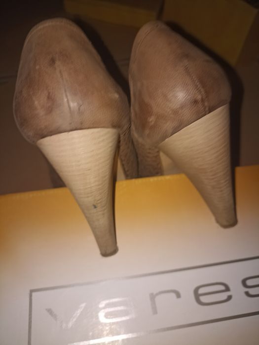 Sapatos cerimónia 37