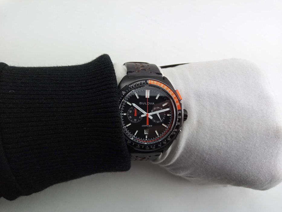 Гоночные часы Bulova 98B428 хронограф, тахиметр, календарь, сапфир