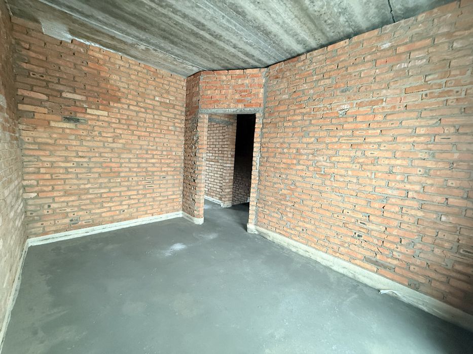 Сучасний таунхаус в Якушенцях