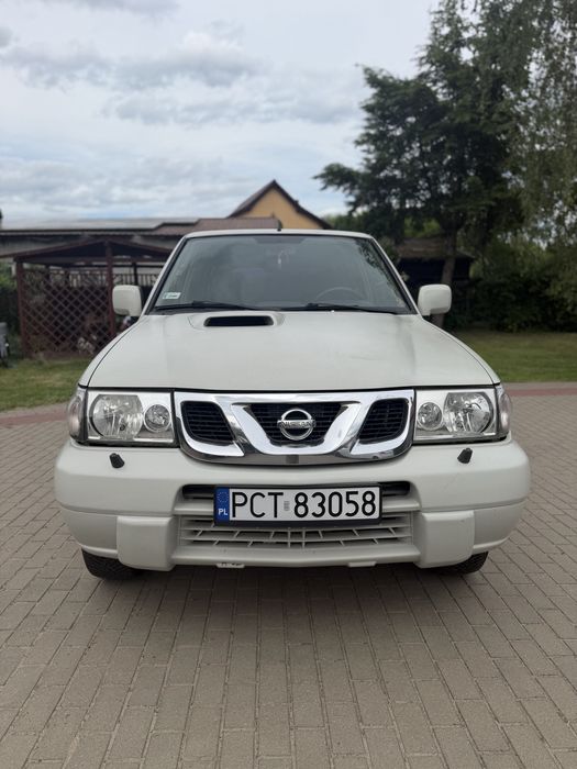 Nissan Terrano II