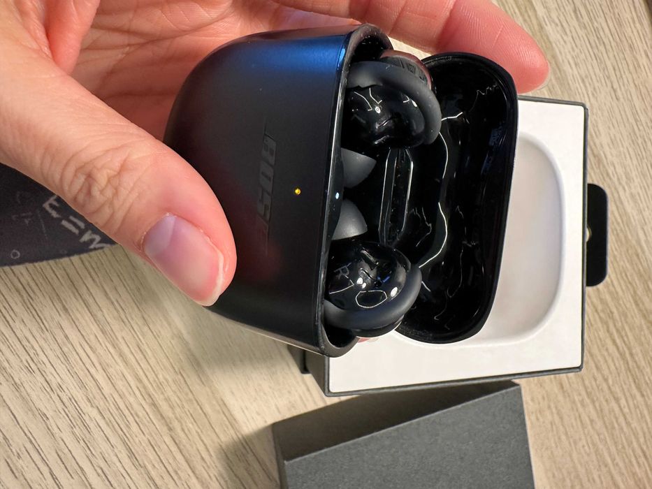 Earbuds Bose Quiet Comfort II