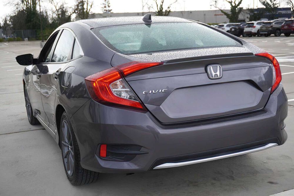 Honda Civic EX-L      2019