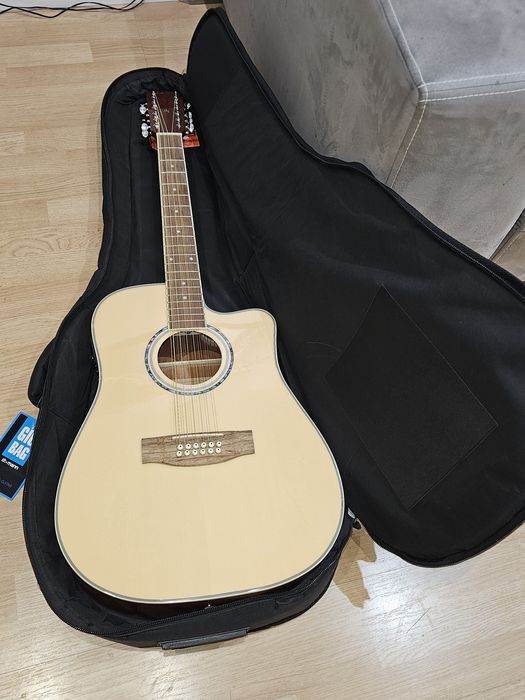 Zestaw gitara elektroakustyczna 12-strunowa Harley Benton + Futerał