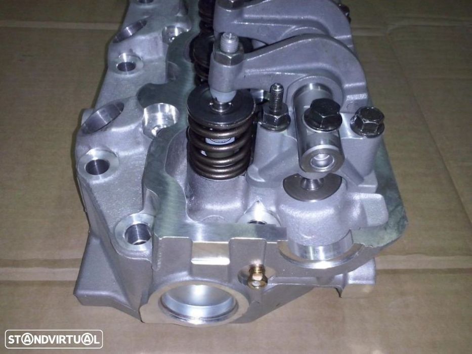 cabeça de motor completa Mitsubishi e Hyundai 2.5TD (Nova)