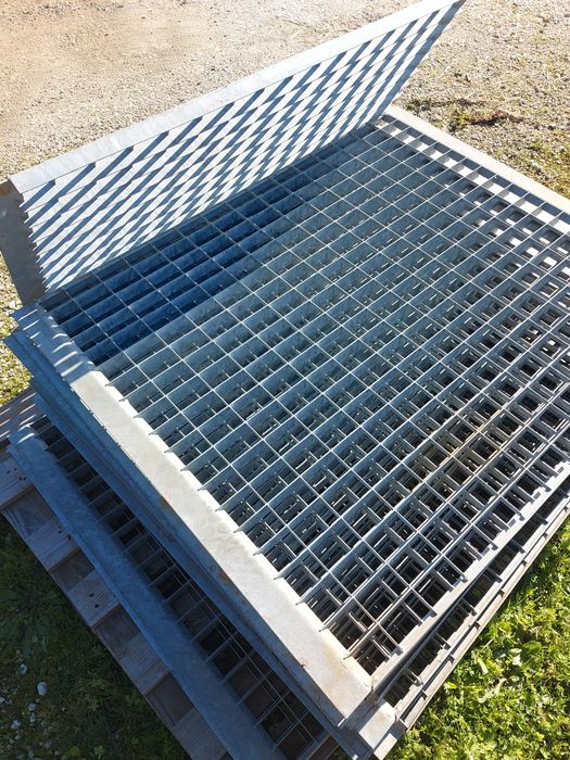 Grelhas metalicas galvanizadas