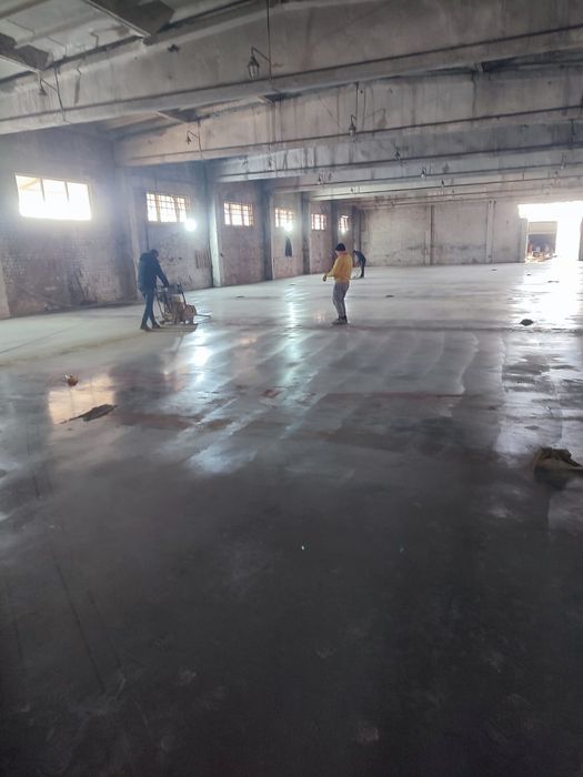 Продаж комерційного приміщення складу площею 2100м.кв