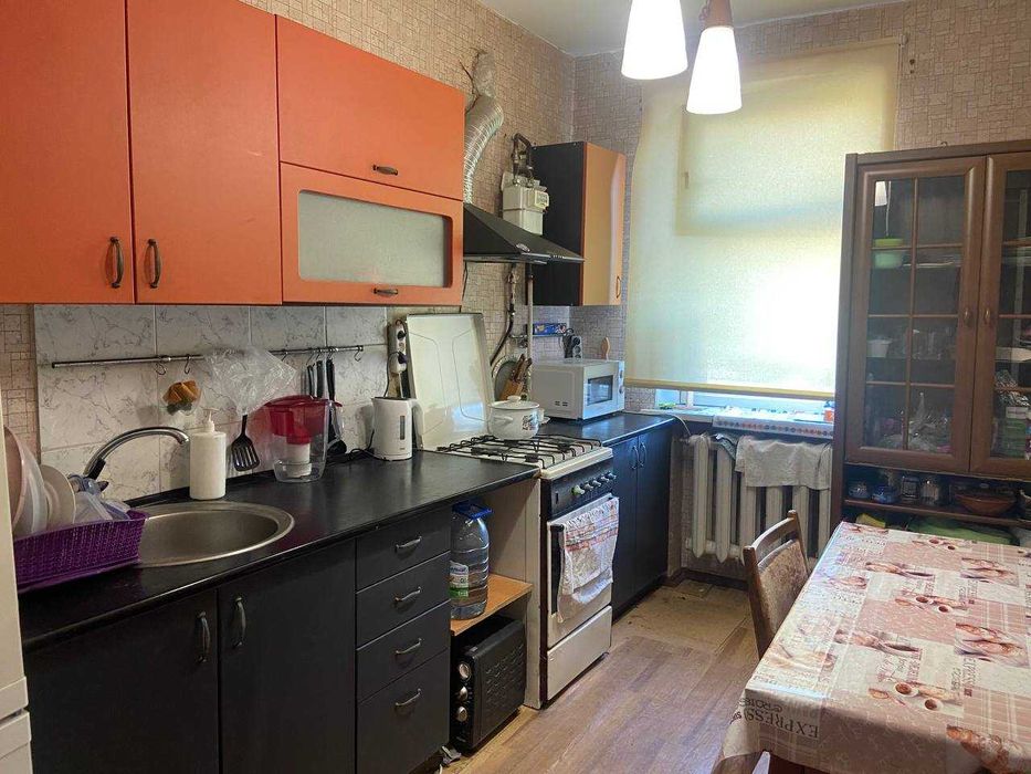 ТЕРМІНОВО!!! Продам 3 кімн. квартиру по вул.Гоголя ЦЕНТР цегляний будинок