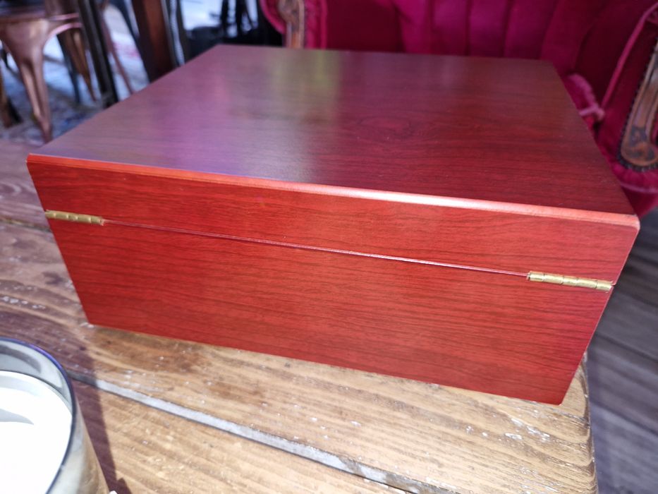 Humidor na cygara cedrowy