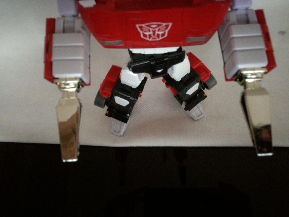 Selling accessory for the Autobot Sideswipe64751879628418121