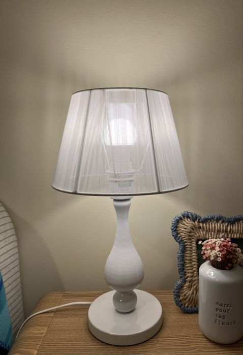 Candeeiro de mesa em cerâmica