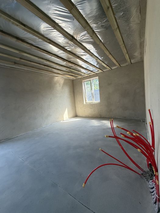 Готовий буд нок 104 м2 та 2,5 сотки землі в Гостомеоі. Без комісіі.