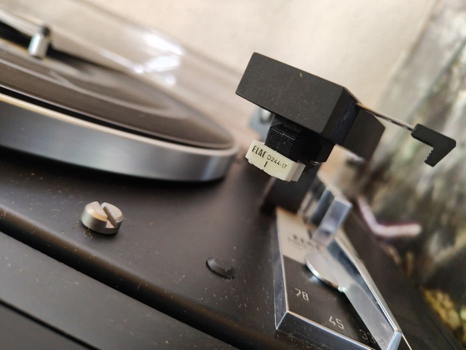 Kombajn gramofon elac compact 25