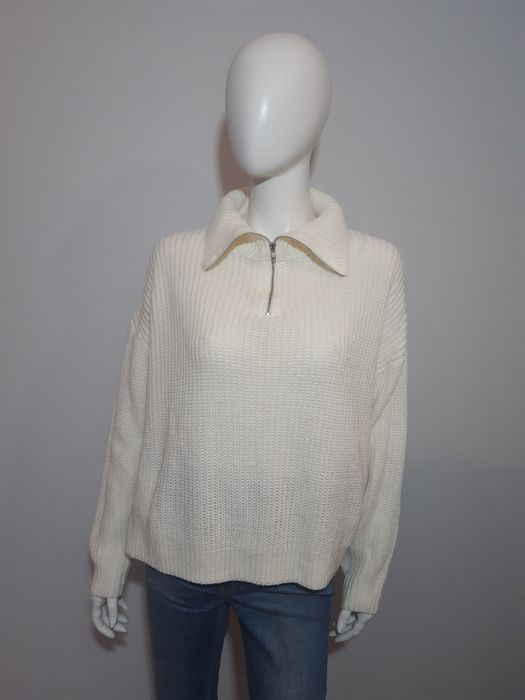 Sweter Shein z zamkiem