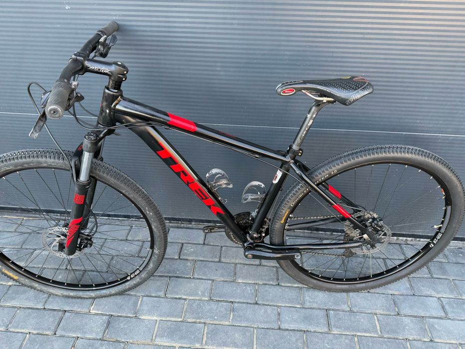 Trek Marlin 7 Shimano Rock Shox 29 MTB