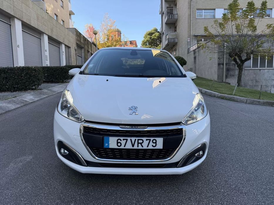 Peugeot 208 1.5 BlueHDi Signature