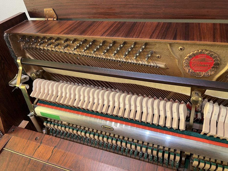 Pianinino SCHIMMEL  mechanika   Renner