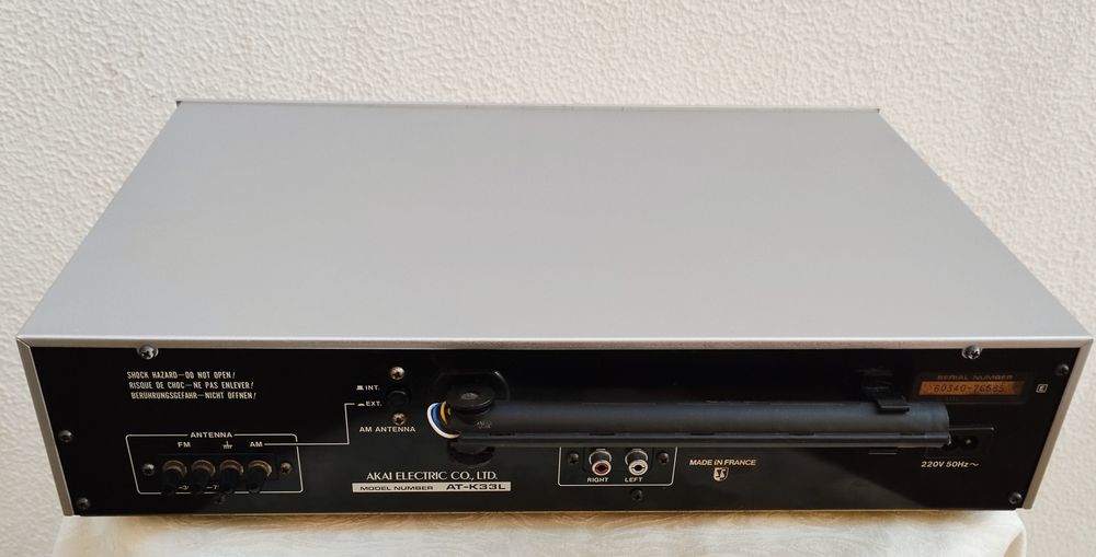 AKAI FM-AM Stereo Tuner AT-K33L