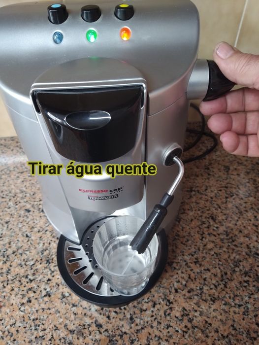 MÁQUINA de café EXPRESSO boné MATIC TERMOZETA. Casa gabinete cozinha.
