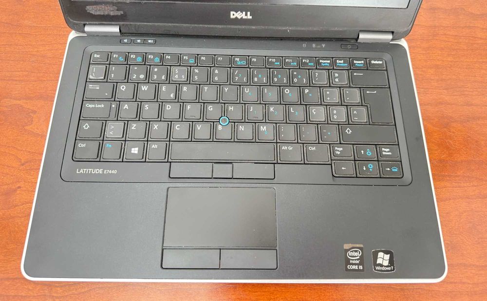 Dell Latitude E7440|14.1"FullHD|i5-4310u|8G Ram|Ssd 250Gb|Bateria NOVA