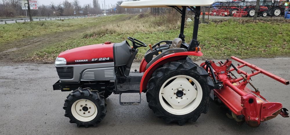 Мінітрактор Трактор Японський Yanmar EF224