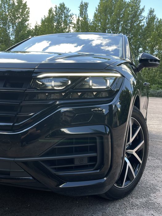 Volkswagen Touareg 2019 R-line Matrix HD