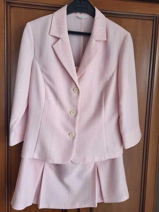 Letnia garsonka ze spódniczką - M