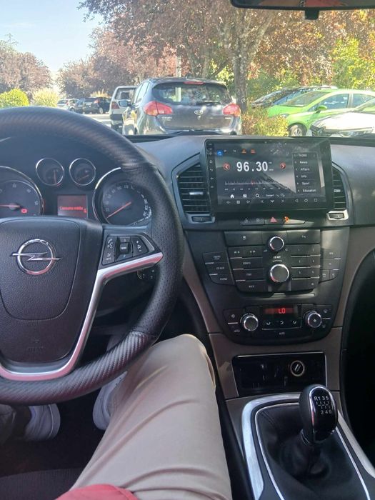 Opel insignia 2.0 Cdti de 2011 aceito retomas.