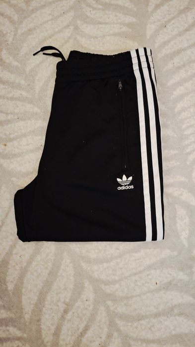 Spodnie dresowe Adidas