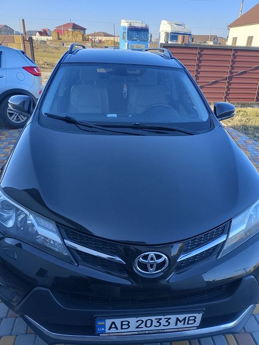 Toyota RAV4 2014рік 2.2D
