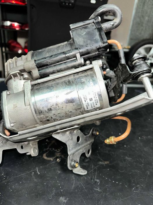 COMPRESSOR DA SUSPEÇAO GLC 2020