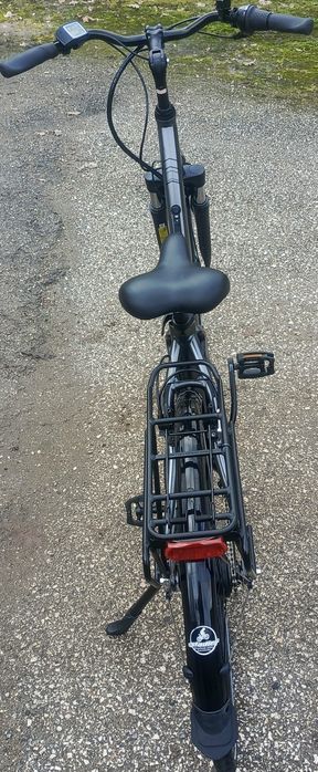 Rower elektryczny TRIUMPH  STAN JAK NOWY przebieg  33 km