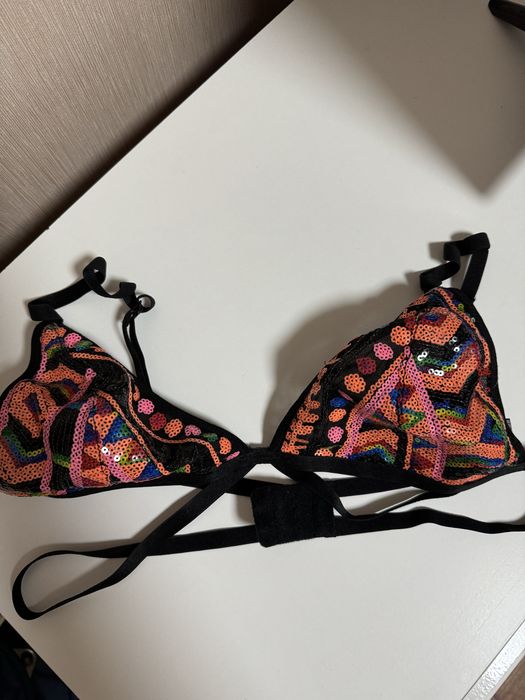 Лифчики, бюсты Intimissimi