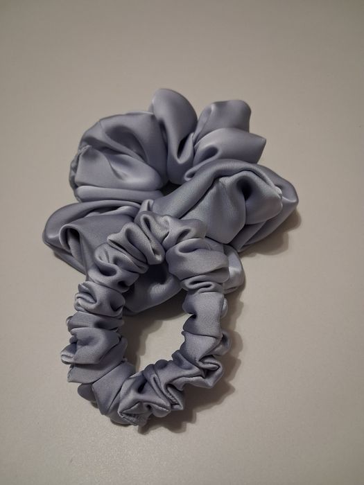 Zestaw 2 scrunchie – szaro-liliowe, nowe!
