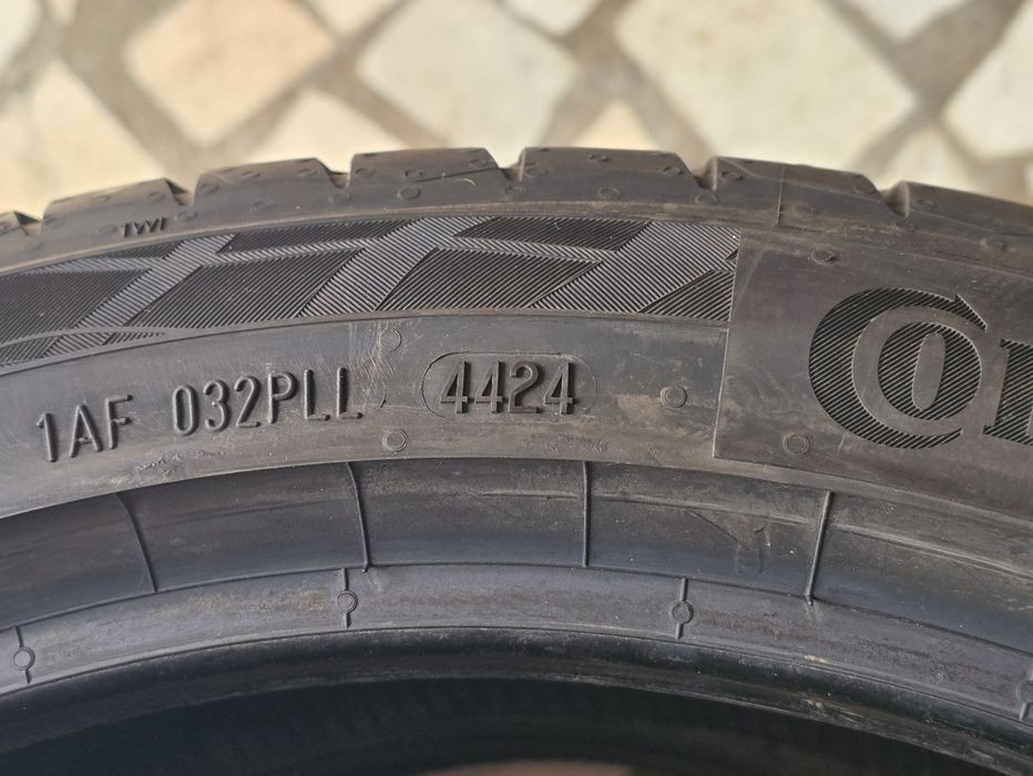 225/40R18 Continental PremiumContact 7