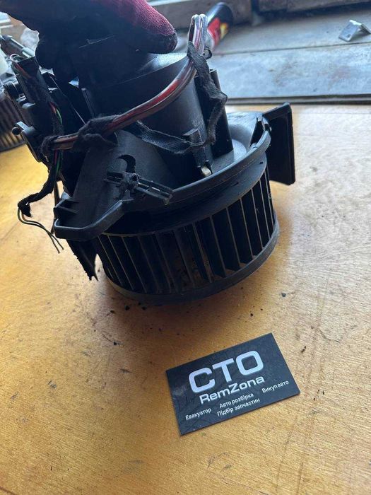 Моторчик печки отопителя Опель зафира а