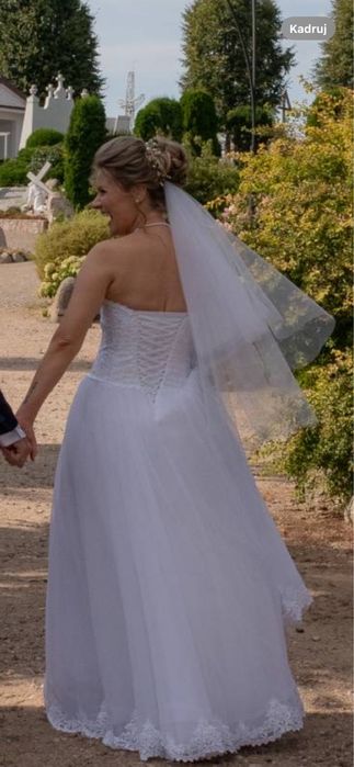 Elegancka suknia  slubna księżniczka r.40/L