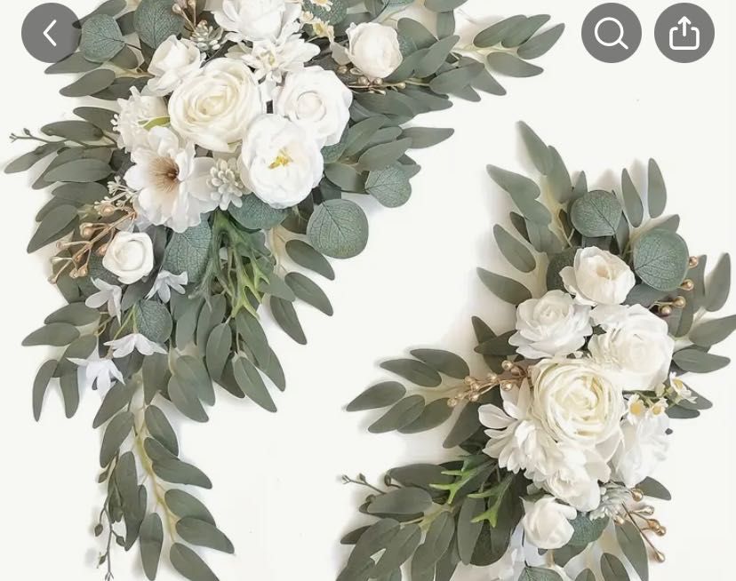 Весільна деревʼяна арка