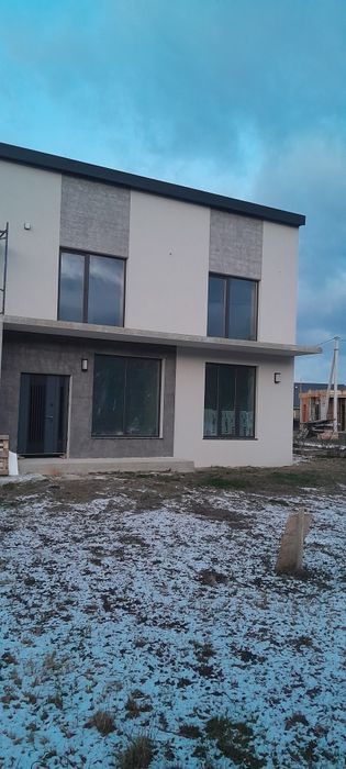 Продам  Дуплекс.